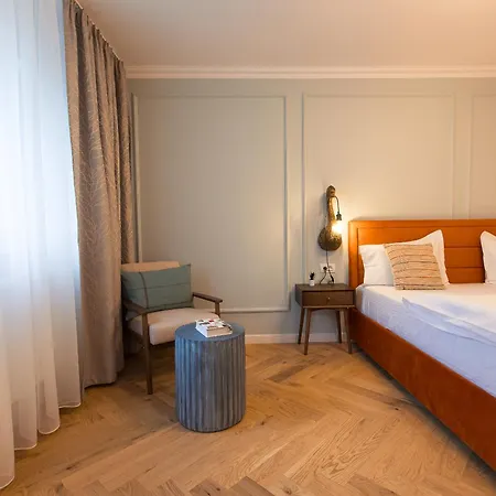 Banu Manta Victoria Square Apartment Bukarest