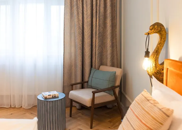 Banu Manta Victoria Square Apartment *